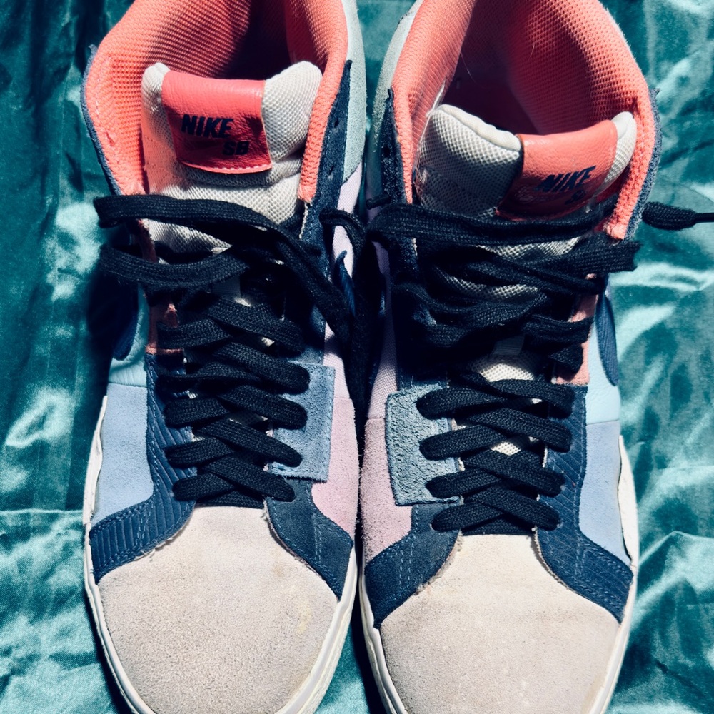 Nike Label with Black Swoosh